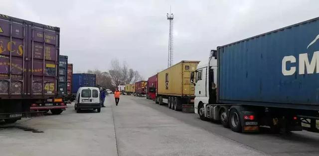 1545804653318256.jpg ba5b7d4cf2d44d8c84930edd3b2513be.jpg