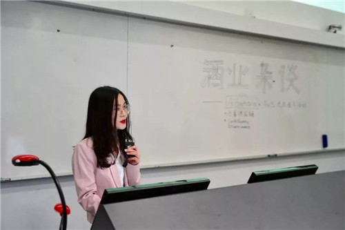 1571016015330497.jpg 進(jìn)口葡萄酒報(bào)關(guān)g