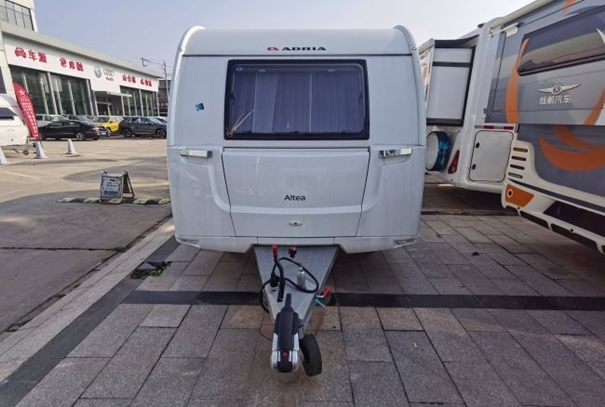 進口拖掛式房車代理清關 上海進口拖掛式房車代理清關_副本.jpg