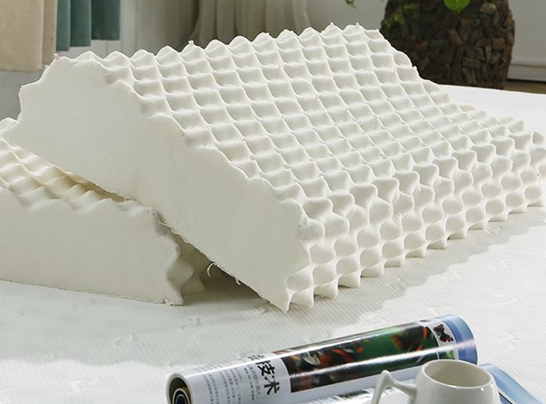 1645180060236546.jpg 馬來(lái)西亞進(jìn)口乳膠報(bào)關(guān).jpg