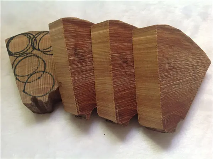 1656496578146436.png 檀香木報(bào)關(guān)清關(guān)公司_副本.png