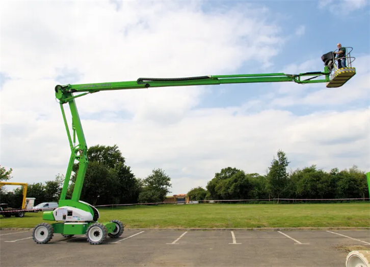 1658144378673135.png 進口高空作業平臺報關.png